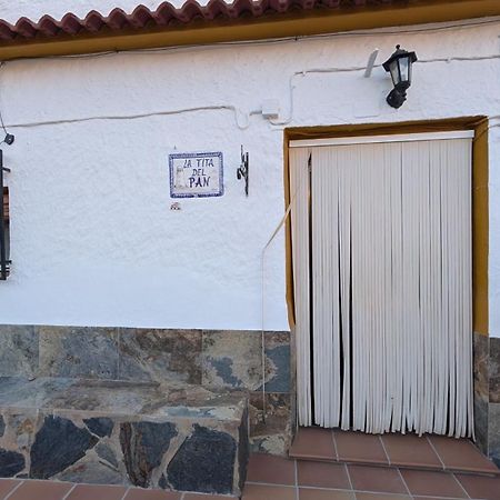 Cueva La Tita Del Pan Guest House Bacor Bagian luar foto